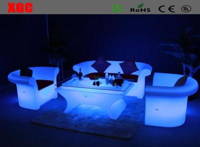 China El azul iluminó el sofá ligero del LED/enciende para arriba el cambio de los colores del sofá 16 del salón en venta