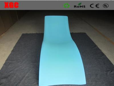 China Ociosos plásticos ligeros CF115 de la piscina de los muebles de encargo de la piscina en venta