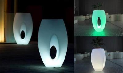 China Potenciômetros de incandescência conduzidos da planta de jardim das luzes dos potenciômetros de flor à venda