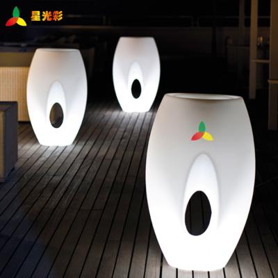 China Maceta al aire libre blanca de la forma del huevo del polietileno de la decoración del césped y del jardín en venta