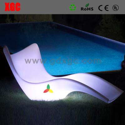 China Color llevado LUMINOSO que cambia la silla al aire libre del ocioso de la cama PE PE de Sun en venta