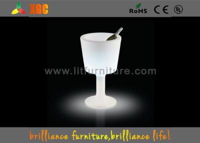 Chine Seau à glace durable du PE RVB LED avec la longue durée de vie à télécommande sans fil à vendre