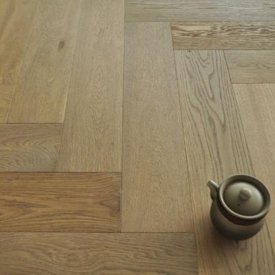 China Traditional Water Resistant White Oak Engineered Parquet For Villa for sale