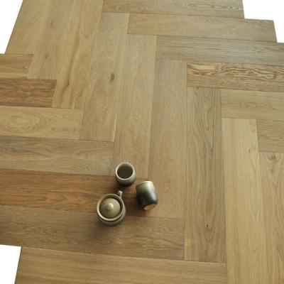 China Traditional Termite Resistant White Oak Engineered Timber Flooring For Living Room for sale