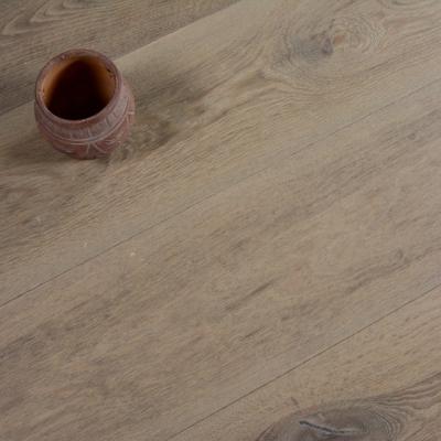 China Modern abcd grade brown color 3 layers engineered oak wood flooring for sale