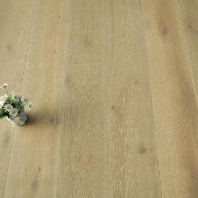 China Modern European Durable Oak Non Slip Engineered Wood Flooring for sale