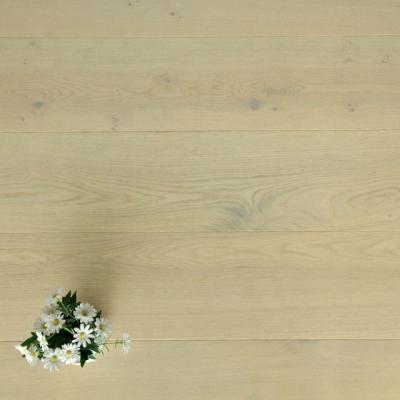 China Modern Wide Plank Oak Engineered Wood Flooring For Villa for sale