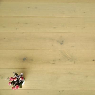 China Factory Price Traditional Durable Engineered Wood Flooring Oak For School for sale