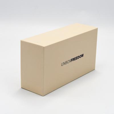 China Recyclable Customized Logo Cardboard Gift Box Packaging for sale