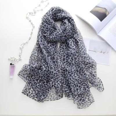 China 2021 New Arrival 130*180cm Muslim Feeling Beach Towel Machine Print Chiffon Scarf Elegant Luxury Smooth Leopard Chiffon Shawl For Women for sale