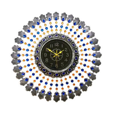 China Circular Christmas Ornament Evil Eye Style Retro Wall Clock Eye Decor Retro Wall Clock INS Gift Decoration Antique Antique Room Decor for sale