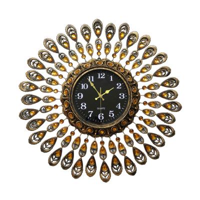 China Retro Wall Clock Style Evil Eye Circular Christmas Ornament Retro Wall Clock Gift Decoration Antique Gold Antique Room Decor for sale