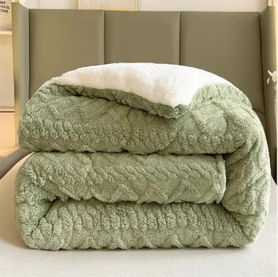 China 150gm - 400gm Groen Vlies Comforter Sherpa Lined Comforter Solid Pattern Machine Wasbaar Te koop