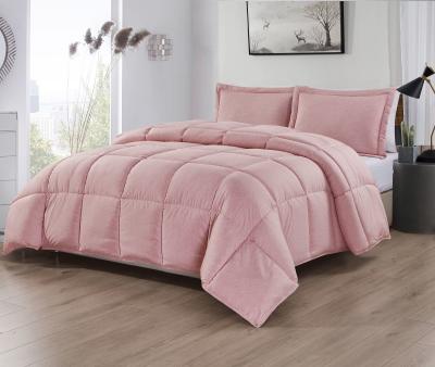 China Roze Plain Hypoallergene Cationic Polyester Comforter Wasbaar Bed Bed Bed Customized Kleur Te koop