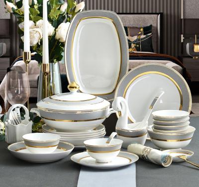 China New Designs Bone China Stocked Luxury Dinnerware Sets Porcelain Dinnerware Sets For 10 People for sale