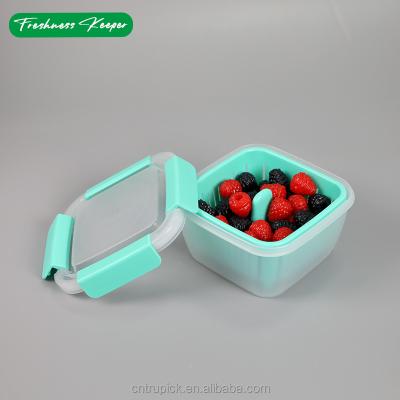 China Dishwasher Stored Safe Green Plastic 37 Ounce Berry Keeper Box Containers with Strainer for Refrigerator for sale