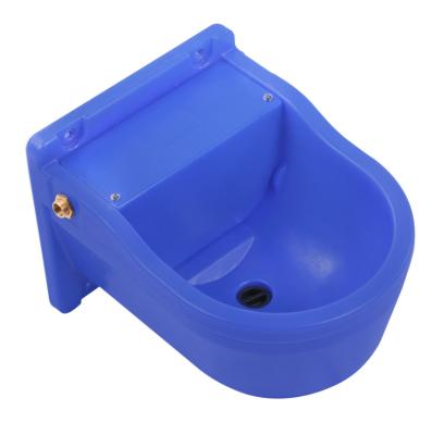 China Cubo automático de agua para vacas con capacidad de 100 litros y caudal de 20 litros por minuto para una hidratación eficiente en venta