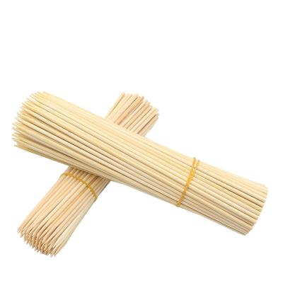 China Easily Cleaned Disposable BBQ Bamboo Sticks Outdoor BBQ Picnic Bamboo Spikes Wooden Sticks Party BBQ Tool Fruit Stick for sale