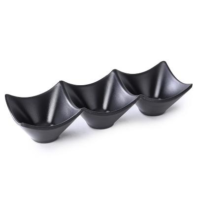 China Sustainable China factory supplies matte black 100% melamine three-compartment ingredients soy sauce seasoning dish is resistant to falling for sale