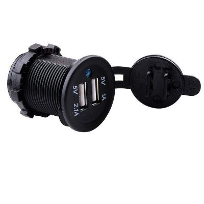 China Universal Wareproof 12V 24V Bus Car Charger Socket for sale