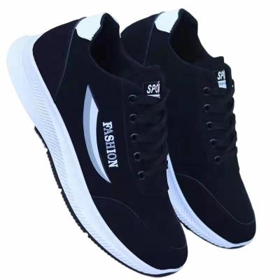 China Fashion Trend 2022 New Fashion Casual Sports Shoes Men's Trend Mesh Breathable Men's Shoes Large Size Dad Men's Shoes Wholesale for sale