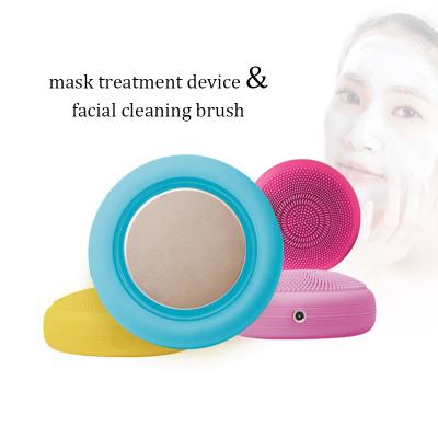 China Acne Treatment 2 in1 Mask Treatment Device Silicone Electric Face Cleaning Brush Waterproof Sonic Facial Cleaning Brush for sale