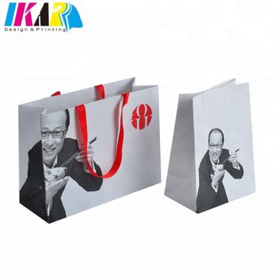 China Disposable Full Color White Kraft Paper Bag Offset Printing for sale