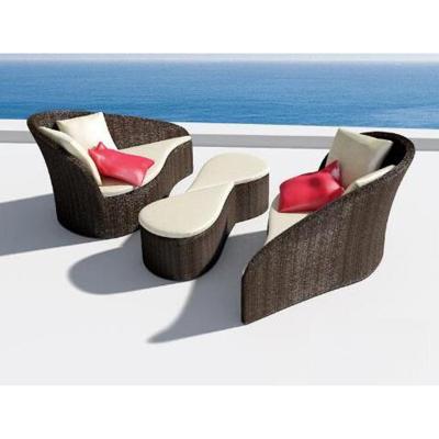 China New Design Leisure Sun Rattan Bed Outdoor Furniture Set Wicker Beach Sofa for sale