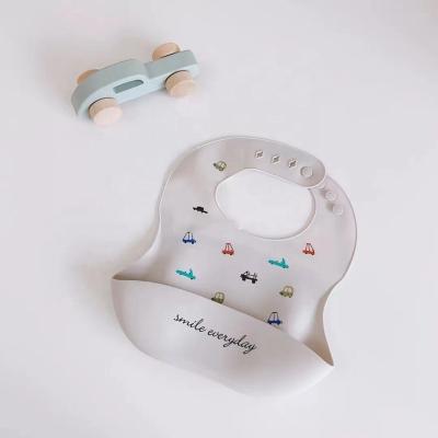 China Protect Baby Eating Custom Printed Free Sample BPA Free Food Grade Kids Feeding Kids Waterproof Baby Silicone Bib Set Colorful Silicone Baby Bib for sale