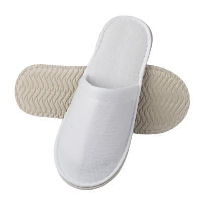 China Exquisite Disposable Hotel Amenities Hotel Professional Disposable Slippers Non Slip Slippers Thickened Non Woven Fabric Slippers Homestay Apartments Guests Sli for sale