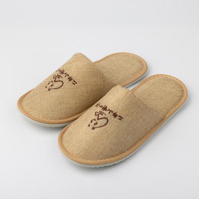 China Exquisite Disposable Manufacturer WholesaleDisposable Hotel Slippers, High Quality Hotel/Spa Hotel Amenity Slipper For All Seasons for sale