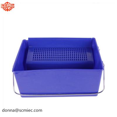 China Sustainable New Design Plastic Paint Bucket Set With Plastic Grid Blue Color for sale