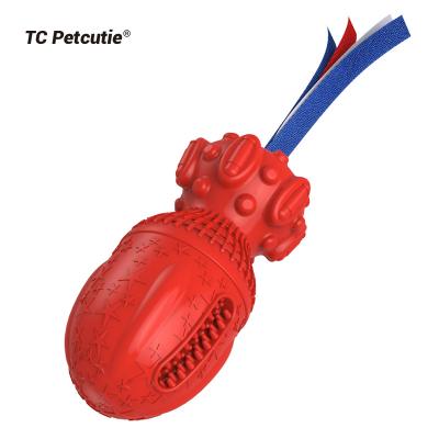 China Stored Pet Products Dog Chew Q.I Treat Dog Food Dispenser Rubber Dog Toy For Teeth Cleaning for sale