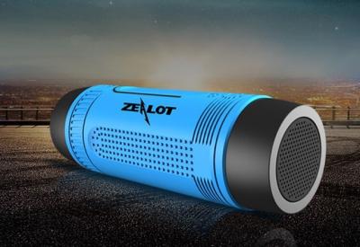 China LED Flashlight Portable Bluetooth Speakers Waterproof For Outdoor Bicycle Sporting for sale