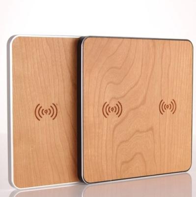 China Dual Channels Phone Charging Plug Pad With Input Voltage DC5V 1.2 - 2A for sale