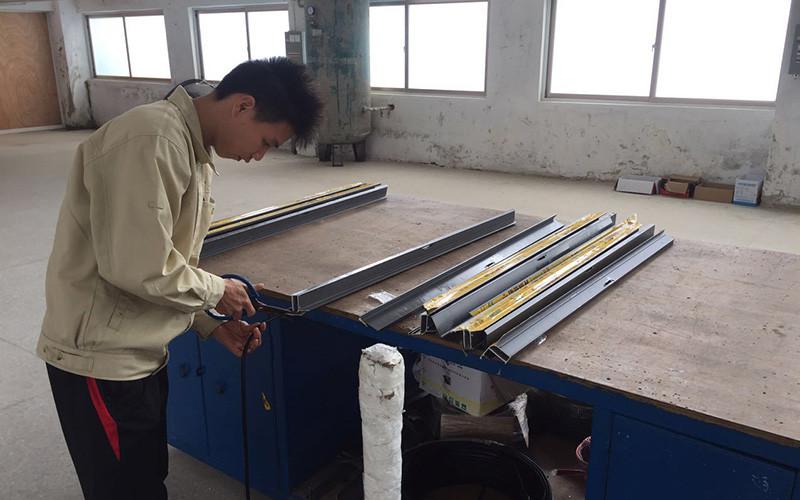 Verifizierter China-Lieferant - Foshan Liyasheng Aluminium Windows & Doors Co., Ltd