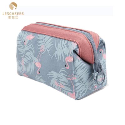 China Waterproof Promotional Custom Printed Logo Zipper Women Cosmetic Bag for sale