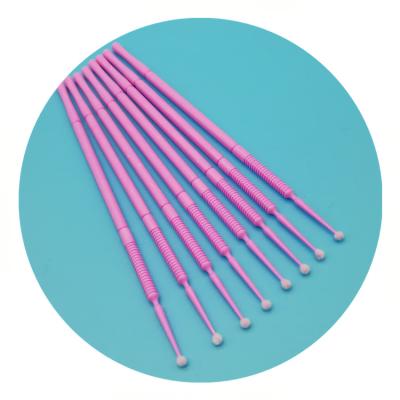 中国 Qingdao Dental Top Materials Dental Disposable Health Brush Micro Consumable Applicator With Flocking Cotton Tip 販売のため