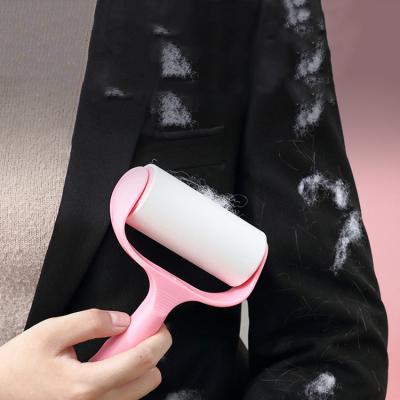 China Household Manual Roller Torn Type Dusting Brush Cloth Cleaning Sticky Hair Dusting Cloth Fiber Rollers And Brushes for sale