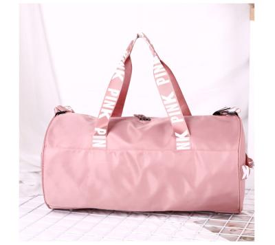 China Wholesale Custom Waterproof Waterpoof Logo Foldable Large Pink Sport Travel Fleece Gym Bag from China for sale