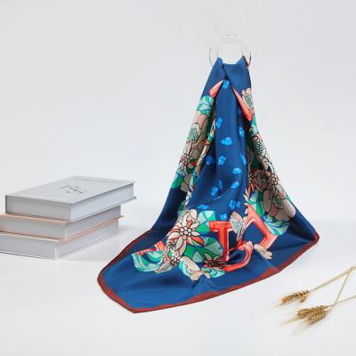 China Kerchief Custom Digital Printing Square Silk Scarves 100% Silk Scarf for sale