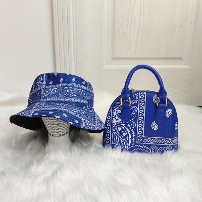 China 2021 Vintage Cashew Flower Blue Print Shell Bag And Bucket Hat Sets Handbags Women Fashion Tote Set Blue Paisley Bandana Purse for sale