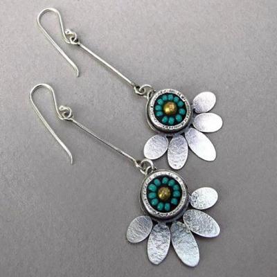 China High quality new design ladies wear matching accessories silver turquoise earrings flower dangle earrings for sale