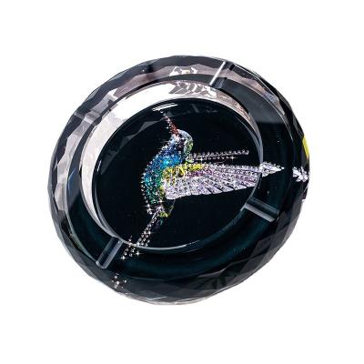 China High Quality Durable Colorful Crystal Round Colored Ashtrays Bulk Logo Wholesale Glass Ashtray With Bird Logo Diamond for sale