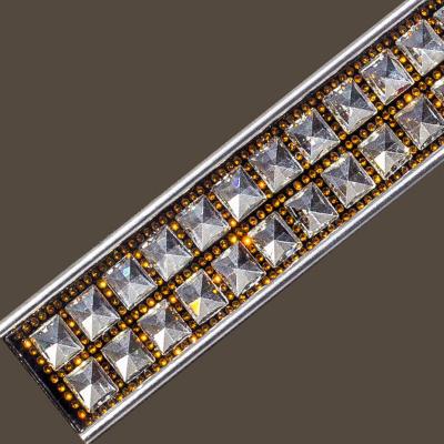 China Durable Colorful Factory Aluminum Decoration Special Profiles Extruded Crystal Diamond Decor Trim For Bathroom Wall Decoration for sale