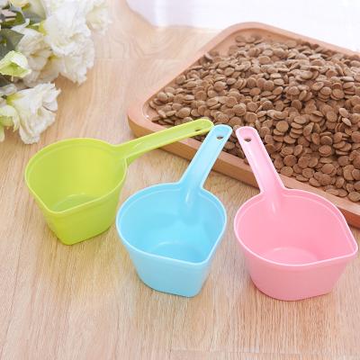 China Sustainable Wholesale High Quality Plastic Pet Water And Food Spoon For Cats Dogs for sale