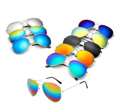 China 2022 Fashion Sunglasses Women Men Mirror Vintage Aviation Pilot Sun Glasses For Men/Ladies for sale