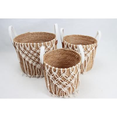 China Viable Promotional Living Room Straw Storage Basket With Handle for sale