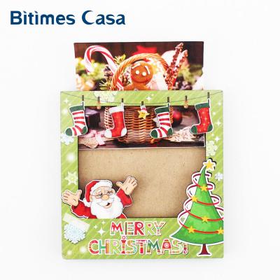 China Classic Wooden People 3D Christmas Fridge Magnets Photo Frame For Family Friend Girlfriend Child Home Decoration for sale