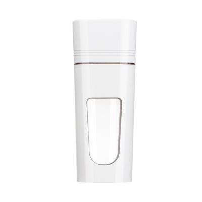 China Portable Personal Car USB Blender Juicer Cup For Smoothies Shakes Plastic Mini Travel Water Bottle Blender Squeezer for sale